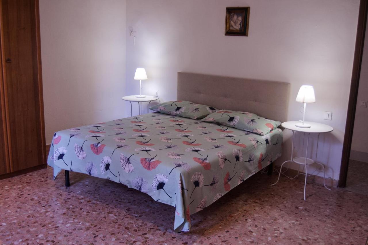 Casa di Canfreo Lari Esterno foto