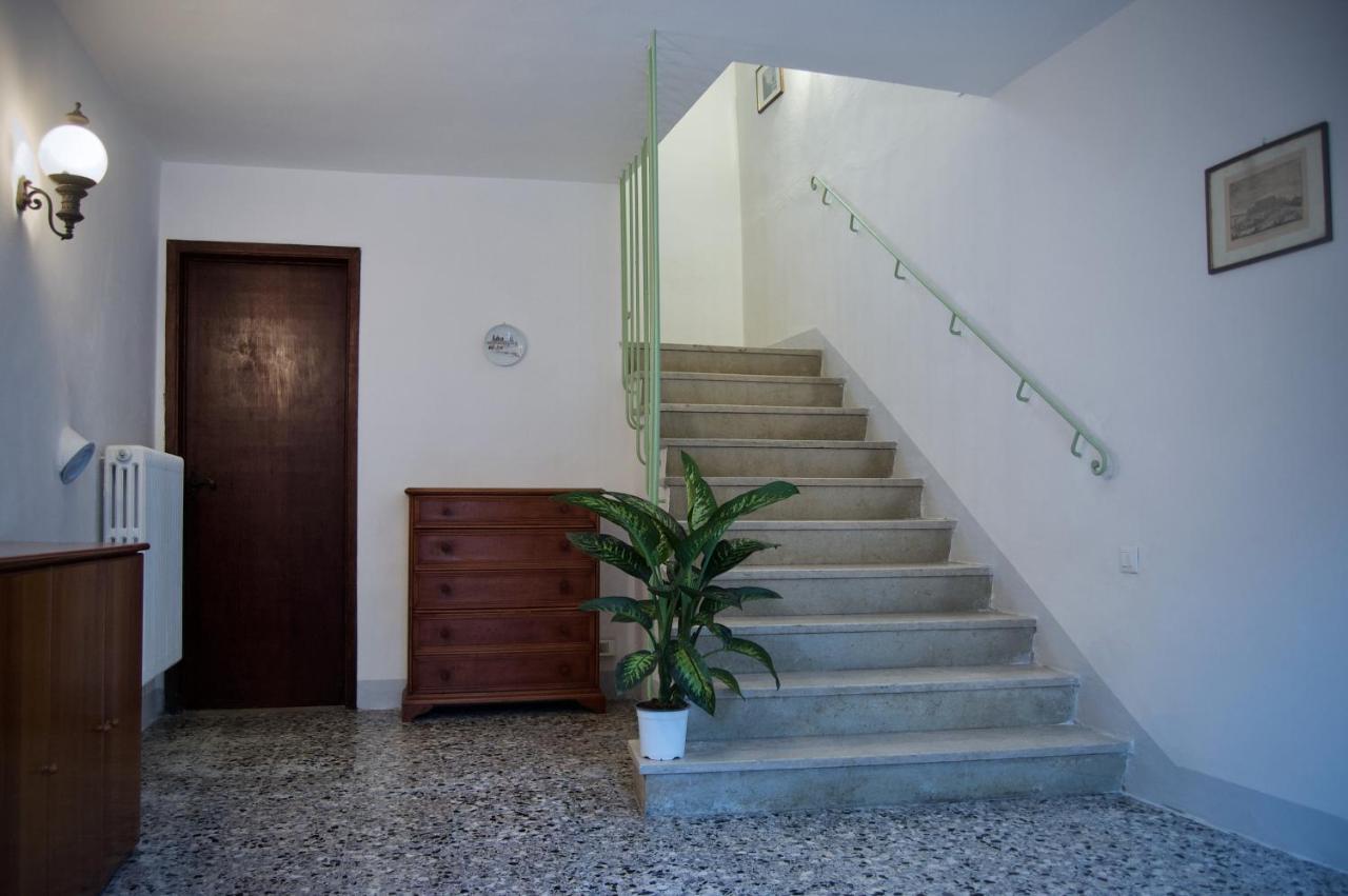 Casa di Canfreo Lari Esterno foto